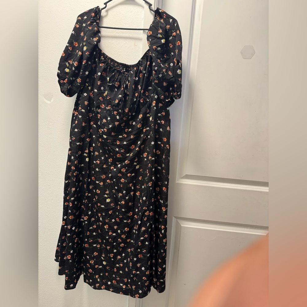 SHEIN Black Floral Long Sleeve Dress